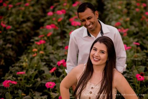 holambra, ensaio de casal, theos turismo, ensaio de casal, fotografo em holambra, girassl, ensaio no girassol, ensaio com flores, ensaio no por do sol, fabiana e julio, casamento, pre-wedding em holambra'