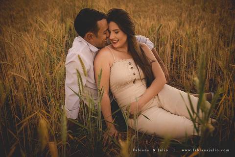 holambra, ensaio de casal, theos turismo, ensaio de casal, fotografo em holambra, girassl, ensaio no girassol, ensaio com flores, ensaio no por do sol, fabiana e julio, casamento, pre-wedding em holambra'