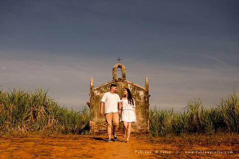holambra, ensaio de casal, theos turismo, ensaio de casal, fotografo em holambra, girassl, ensaio no girassol, ensaio com flores, ensaio no por do sol, fabiana e julio, casamento, pre-wedding em holambra'