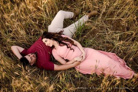 holambra, ensaio de casal, theos turismo, ensaio de casal, fotografo em holambra, girassl, ensaio no girassol, ensaio com flores, ensaio no por do sol, fabiana e julio, casamento, pre-wedding em holambra'