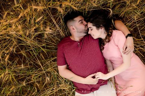 holambra, ensaio de casal, theos turismo, ensaio de casal, fotografo em holambra, girassl, ensaio no girassol, ensaio com flores, ensaio no por do sol, fabiana e julio, casamento, pre-wedding em holambra'