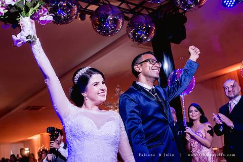 shape, dia da noiva, dia do noiva, casamento no saldanha da gama, casamento na igreja catedral, bruno brum films, dia do noivo na barbearia, fabiana e julio, fotografia para sempre, casamento em santos, RF buufet, juliana martins assessora.'