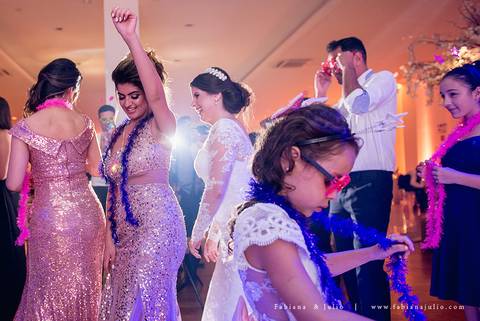 shape, dia da noiva, dia do noiva, casamento no saldanha da gama, casamento na igreja catedral, bruno brum films, dia do noivo na barbearia, fabiana e julio, fotografia para sempre, casamento em santos, RF buufet, juliana martins assessora.'