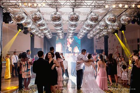 shape, dia da noiva, dia do noiva, casamento no saldanha da gama, casamento na igreja catedral, bruno brum films, dia do noivo na barbearia, fabiana e julio, fotografia para sempre, casamento em santos, RF buufet, juliana martins assessora.'