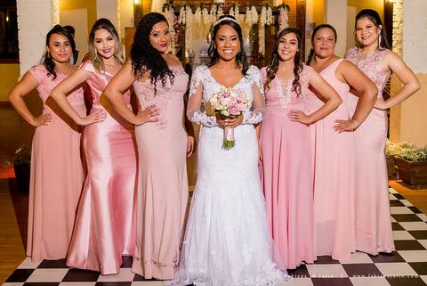 casamento, vestido de noiva, dia da noiva, dia do noivo, buffet maravale, praia grande, decoração rosa vermlho e brando, noivo de terno azul, letras iluminadas, suculentas para casamento, madrinhas de rosa, aline makeup, vé e gravata'