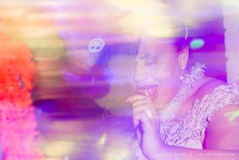 casamento, vestido de noiva, dia da noiva, dia do noivo, buffet maravale, praia grande, decoração rosa vermlho e brando, noivo de terno azul, letras iluminadas, suculentas para casamento, madrinhas de rosa, aline makeup, vé e gravata'