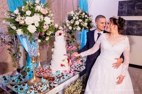 abrescas, fabiana e julio, noivo de azul marinhom decoração azul thifany, decoração azul, azul claro, fabiana e julio, fotografia de casamento, casamento evangélico, casamento cristão'