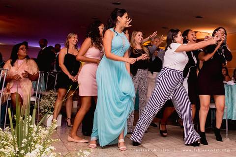 abrescas, fabiana e julio, noivo de azul marinhom decoração azul thifany, decoração azul, azul claro, fabiana e julio, fotografia de casamento, casamento evangélico, casamento cristão'