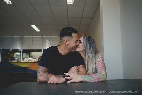 ensaio lifestyle, ensaio na faculdade, unibr, faculdade de são vicente, pre-casamento, pre-wedding, ensaio de casal, fabiana e julio, fotografia para sempre, fotografos, casamento em são vicente'