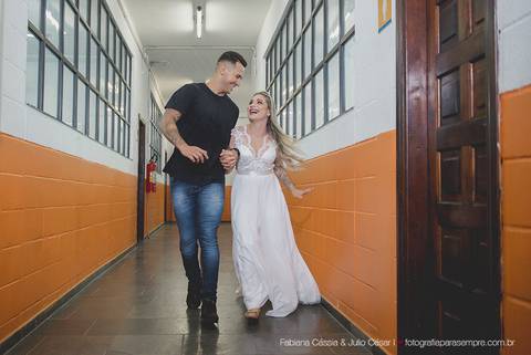 ensaio lifestyle, ensaio na faculdade, unibr, faculdade de são vicente, pre-casamento, pre-wedding, ensaio de casal, fabiana e julio, fotografia para sempre, fotografos, casamento em são vicente'