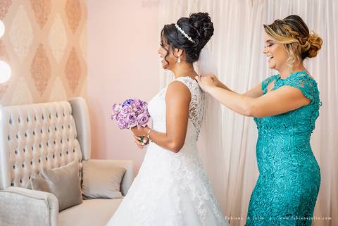 casamento, mariana assis loung, igreja nossa senha das gracas, casamento no celebrar, buque lilas, buque roxo, assessoria carla alverz, bruno brum, fabiana e julio, fotografia para sempre'