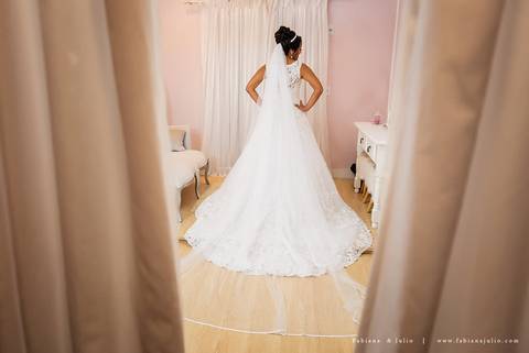 casamento, mariana assis loung, igreja nossa senha das gracas, casamento no celebrar, buque lilas, buque roxo, assessoria carla alverz, bruno brum, fabiana e julio, fotografia para sempre'