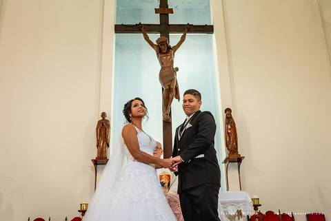 casamento, mariana assis loung, igreja nossa senha das gracas, casamento no celebrar, buque lilas, buque roxo, assessoria carla alverz, bruno brum, fabiana e julio, fotografia para sempre'