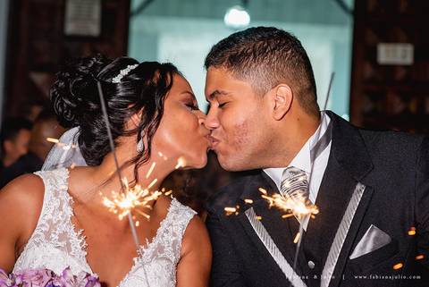 casamento, mariana assis loung, igreja nossa senha das gracas, casamento no celebrar, buque lilas, buque roxo, assessoria carla alverz, bruno brum, fabiana e julio, fotografia para sempre'