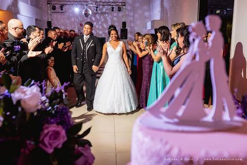 casamento, mariana assis loung, igreja nossa senha das gracas, casamento no celebrar, buque lilas, buque roxo, assessoria carla alverz, bruno brum, fabiana e julio, fotografia para sempre'