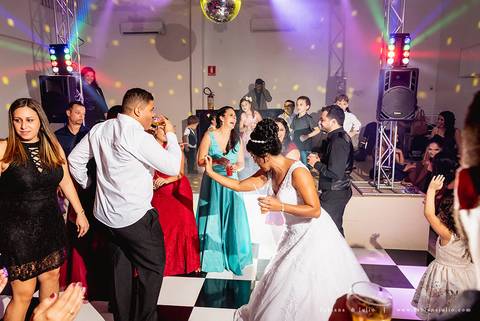 casamento, mariana assis loung, igreja nossa senha das gracas, casamento no celebrar, buque lilas, buque roxo, assessoria carla alverz, bruno brum, fabiana e julio, fotografia para sempre'