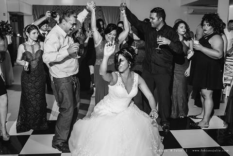 casamento, mariana assis loung, igreja nossa senha das gracas, casamento no celebrar, buque lilas, buque roxo, assessoria carla alverz, bruno brum, fabiana e julio, fotografia para sempre'