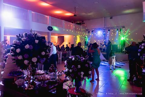 casamento, mariana assis loung, igreja nossa senha das gracas, casamento no celebrar, buque lilas, buque roxo, assessoria carla alverz, bruno brum, fabiana e julio, fotografia para sempre'