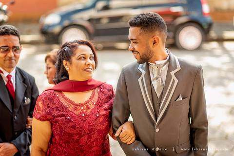 acic, casamento em cubatão, casmento no acic, buquet vermelho, noivos da karla aquino, fabiana e julio, fotografia para sempre, noivos motoqueiros, noivos, casamentos'