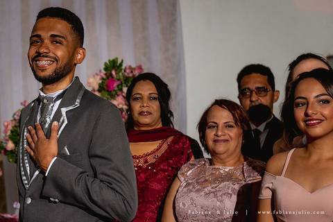acic, casamento em cubatão, casmento no acic, buquet vermelho, noivos da karla aquino, fabiana e julio, fotografia para sempre, noivos motoqueiros, noivos, casamentos'