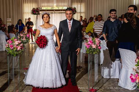 acic, casamento em cubatão, casmento no acic, buquet vermelho, noivos da karla aquino, fabiana e julio, fotografia para sempre, noivos motoqueiros, noivos, casamentos'