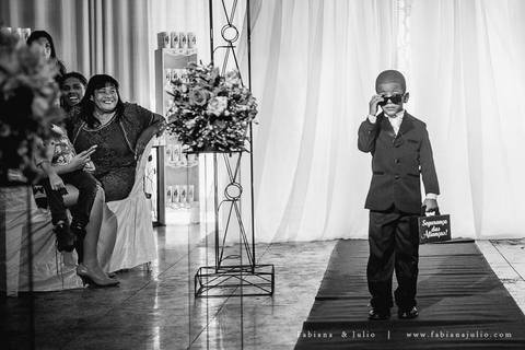 acic, casamento em cubatão, casmento no acic, buquet vermelho, noivos da karla aquino, fabiana e julio, fotografia para sempre, noivos motoqueiros, noivos, casamentos'
