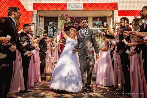 acic, casamento em cubatão, casmento no acic, buquet vermelho, noivos da karla aquino, fabiana e julio, fotografia para sempre, noivos motoqueiros, noivos, casamentos'