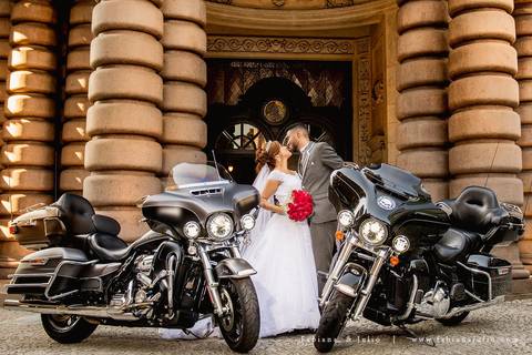 acic, casamento em cubatão, casmento no acic, buquet vermelho, noivos da karla aquino, fabiana e julio, fotografia para sempre, noivos motoqueiros, noivos, casamentos'