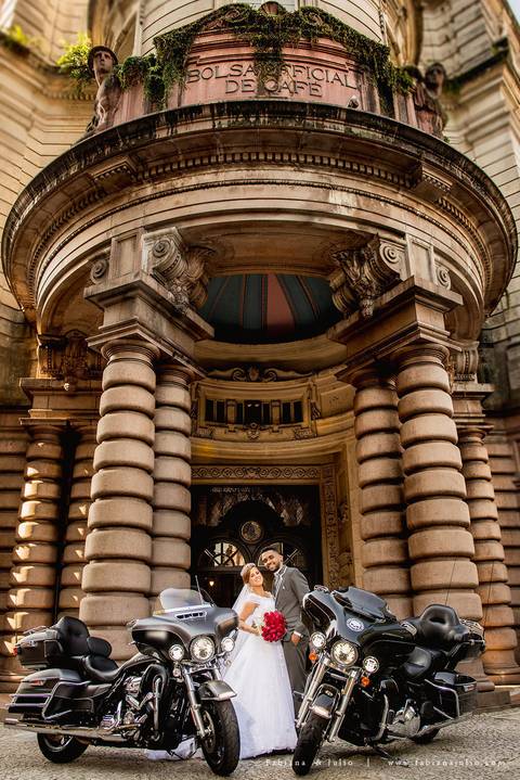 acic, casamento em cubatão, casmento no acic, buquet vermelho, noivos da karla aquino, fabiana e julio, fotografia para sempre, noivos motoqueiros, noivos, casamentos'