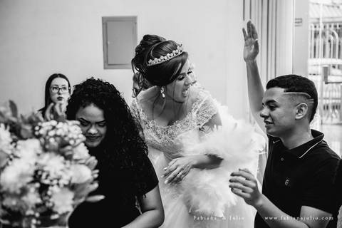 acic, casamento em cubatão, casmento no acic, buquet vermelho, noivos da karla aquino, fabiana e julio, fotografia para sempre, noivos motoqueiros, noivos, casamentos'