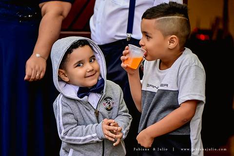 chacara sunshine, casmento na chacara, andrezza justiniano, fotografia para sempre, vestido de noiva, noivo de azul, hobbies para maes azul, meke para noiva,  decoração marsala, votos personalizados, casamento tradicional, '
