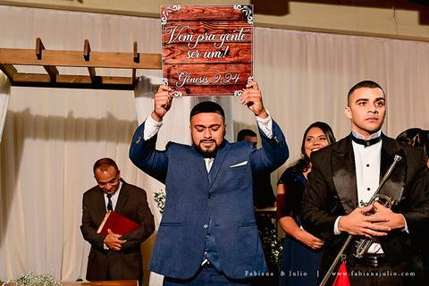 chacara sunshine, casmento na chacara, andrezza justiniano, fotografia para sempre, vestido de noiva, noivo de azul, hobbies para maes azul, meke para noiva,  decoração marsala, votos personalizados, casamento tradicional, '