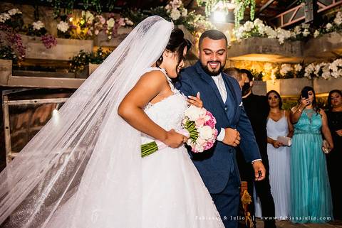 chacara sunshine, casmento na chacara, andrezza justiniano, fotografia para sempre, vestido de noiva, noivo de azul, hobbies para maes azul, meke para noiva,  decoração marsala, votos personalizados, casamento tradicional, '