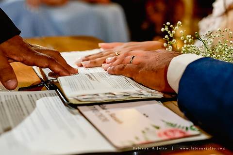 chacara sunshine, casmento na chacara, andrezza justiniano, fotografia para sempre, vestido de noiva, noivo de azul, hobbies para maes azul, meke para noiva,  decoração marsala, votos personalizados, casamento tradicional, '