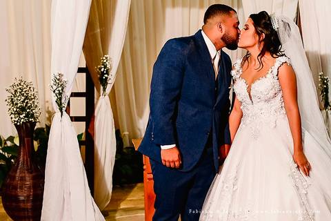 chacara sunshine, casmento na chacara, andrezza justiniano, fotografia para sempre, vestido de noiva, noivo de azul, hobbies para maes azul, meke para noiva,  decoração marsala, votos personalizados, casamento tradicional, '