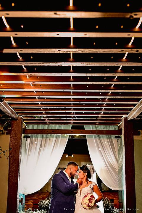 chacara sunshine, casmento na chacara, andrezza justiniano, fotografia para sempre, vestido de noiva, noivo de azul, hobbies para maes azul, meke para noiva,  decoração marsala, votos personalizados, casamento tradicional, '