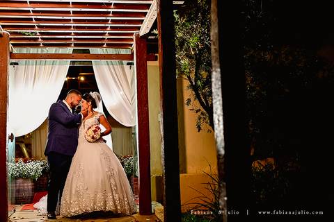 chacara sunshine, casmento na chacara, andrezza justiniano, fotografia para sempre, vestido de noiva, noivo de azul, hobbies para maes azul, meke para noiva,  decoração marsala, votos personalizados, casamento tradicional, '