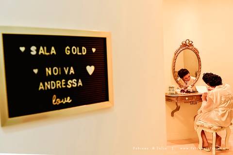 mariana assis, noivas, bella noiva, ahazzo atelies, fotografia para sempre, claudete bem casados, anel de casamento, noiva simples, noiva linda, noiva classica, buquet de flores, joy santos buquet, make suave para noiva, espaço dieters'