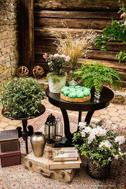 mariana assis, noivas, bella noiva, ahazzo atelies, fotografia para sempre, claudete bem casados, anel de casamento, noiva simples, noiva linda, noiva classica, buquet de flores, joy santos buquet, make suave para noiva, espaço dieters'