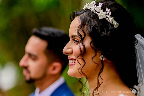 mariana assis, noivas, bella noiva, ahazzo atelies, fotografia para sempre, claudete bem casados, anel de casamento, noiva simples, noiva linda, noiva classica, buquet de flores, joy santos buquet, make suave para noiva, espaço dieters'