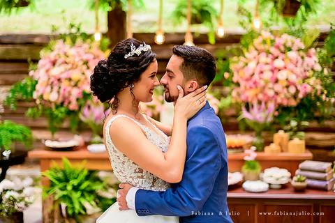 mariana assis, noivas, bella noiva, ahazzo atelies, fotografia para sempre, claudete bem casados, anel de casamento, noiva simples, noiva linda, noiva classica, buquet de flores, joy santos buquet, make suave para noiva, espaço dieters'