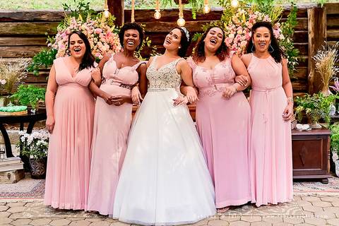 mariana assis, noivas, bella noiva, ahazzo atelies, fotografia para sempre, claudete bem casados, anel de casamento, noiva simples, noiva linda, noiva classica, buquet de flores, joy santos buquet, make suave para noiva, espaço dieters'