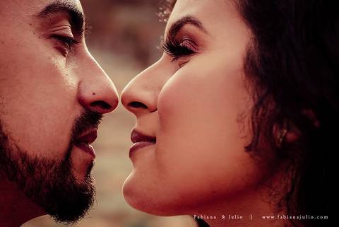 ensaio de casal, vestido vermelho, vinicula, ensaio na vinicula, ensaio externo de casal, lugares diferentes para ensaio de casal, lugares rusticos para ensaio de casal, fotografia para sempre, fabiana e julio para sempre, pré wedding '