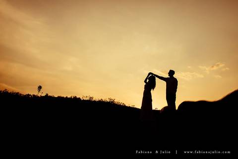 ensaio de casal, vestido vermelho, vinicula, ensaio na vinicula, ensaio externo de casal, lugares diferentes para ensaio de casal, lugares rusticos para ensaio de casal, fotografia para sempre, fabiana e julio para sempre, pré wedding '