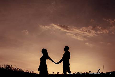 ensaio de casal, vestido vermelho, vinicula, ensaio na vinicula, ensaio externo de casal, lugares diferentes para ensaio de casal, lugares rusticos para ensaio de casal, fotografia para sempre, fabiana e julio para sempre, pré wedding '