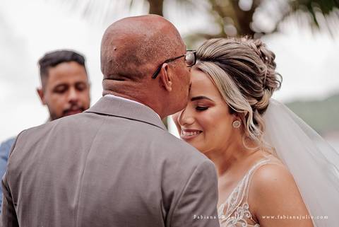 casa80guaruja, mariana assis lounge, casamento na praia, casar na praia, decoração praiana, decoração vinho, madrinhas de marsala, dia da noiva, dia do noivo, fotografia para sempre, cerimonia de lava pés, noiva clean, noivo de azul, protéia, buque africa'
