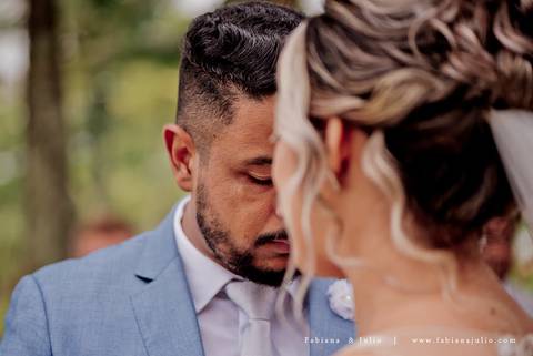 casa80guaruja, mariana assis lounge, casamento na praia, casar na praia, decoração praiana, decoração vinho, madrinhas de marsala, dia da noiva, dia do noivo, fotografia para sempre, cerimonia de lava pés, noiva clean, noivo de azul, protéia, buque africa'