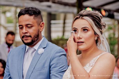 casa80guaruja, mariana assis lounge, casamento na praia, casar na praia, decoração praiana, decoração vinho, madrinhas de marsala, dia da noiva, dia do noivo, fotografia para sempre, cerimonia de lava pés, noiva clean, noivo de azul, protéia, buque africa'