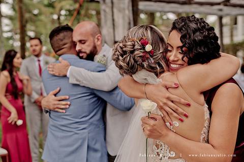 casa80guaruja, mariana assis lounge, casamento na praia, casar na praia, decoração praiana, decoração vinho, madrinhas de marsala, dia da noiva, dia do noivo, fotografia para sempre, cerimonia de lava pés, noiva clean, noivo de azul, protéia, buque africa'