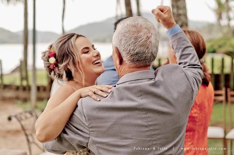 casa80guaruja, mariana assis lounge, casamento na praia, casar na praia, decoração praiana, decoração vinho, madrinhas de marsala, dia da noiva, dia do noivo, fotografia para sempre, cerimonia de lava pés, noiva clean, noivo de azul, protéia, buque africa'